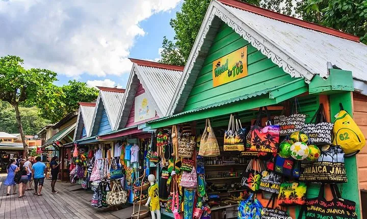 Private Montego Bay Shopping Tour with Transportation