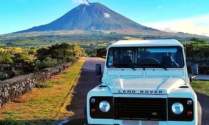 Full-Day Guided Tour in Pico Island