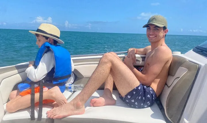 Private Boat Rental in Miami - Day Cruise 