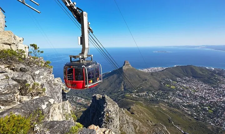 Table Mountain & Constantia wine tasting tour in Cape Town