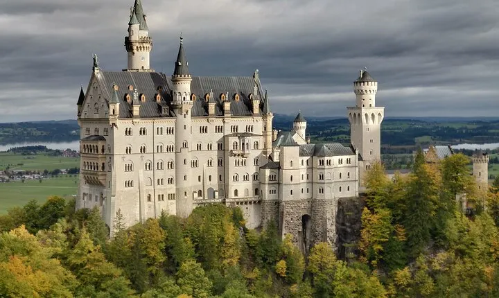 Neuschwanstein, Wieskirche, Oberammergau, Linderhof from Fuessen