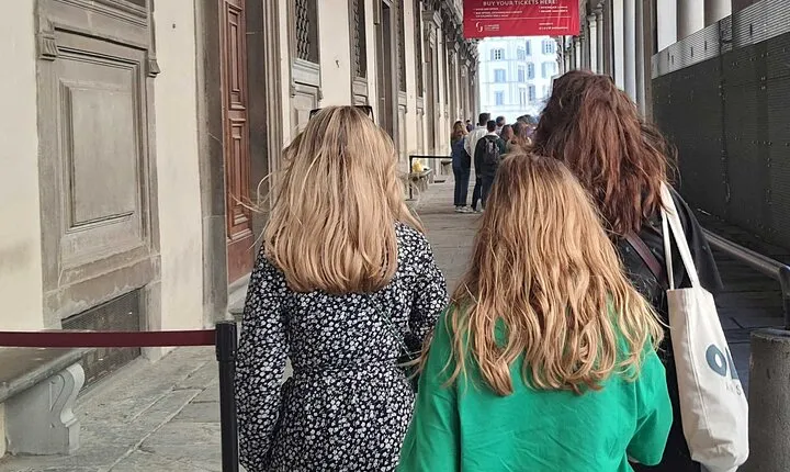 Fun Uffizi Museum Tour for Kids and Families in Florence with specialized guide