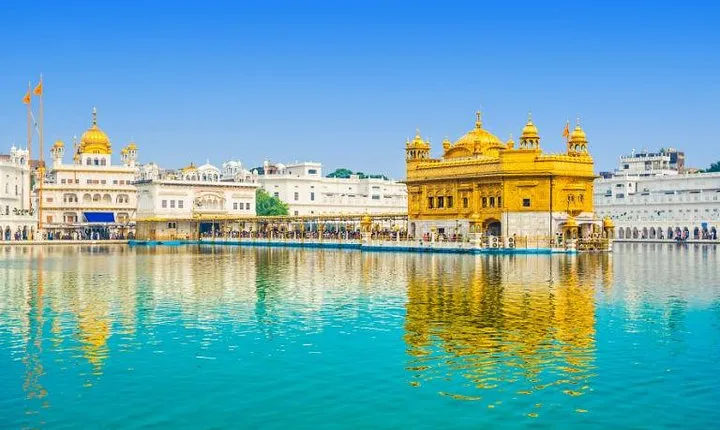 Golden Temple, Jallianwala Bagh, Partition Museum & Wagha Border - #Travellouge