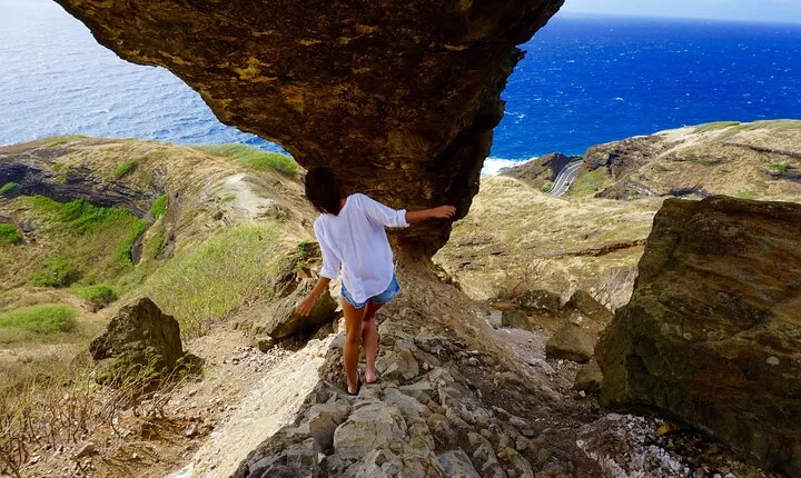 East Side Tour -Hike, Beach, Food, Photo