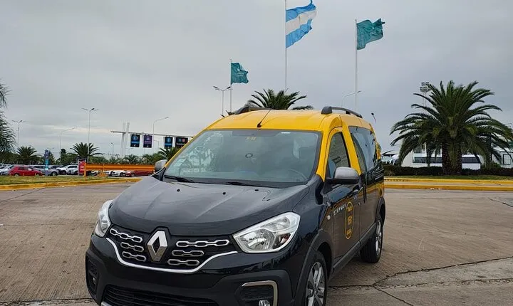 Private Transfer from Ezeiza Airport to your Hotel in Buenos Aires