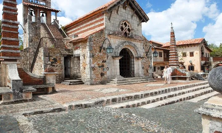 Full day Tour Altos de Chavón and Cave of Wonders Adults Only