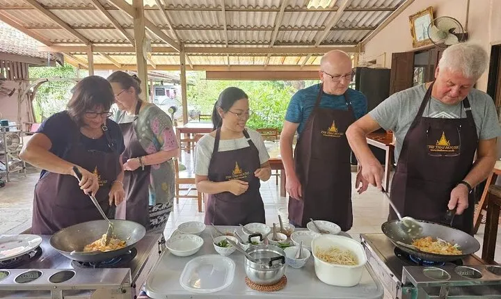 Fun Thai Cooking Class near Bangkok