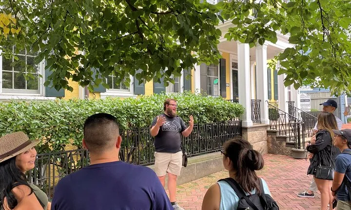 Historic Georgetown Guided Architecture Walking Tour