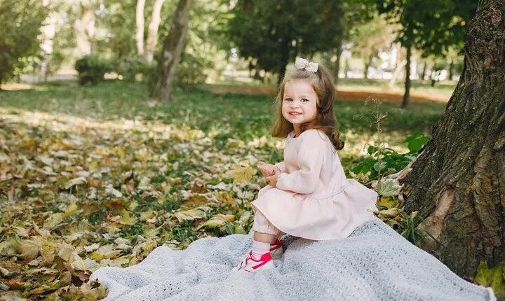 Little Wonders: Baby Photoshoot at Villa Borghese Gardens