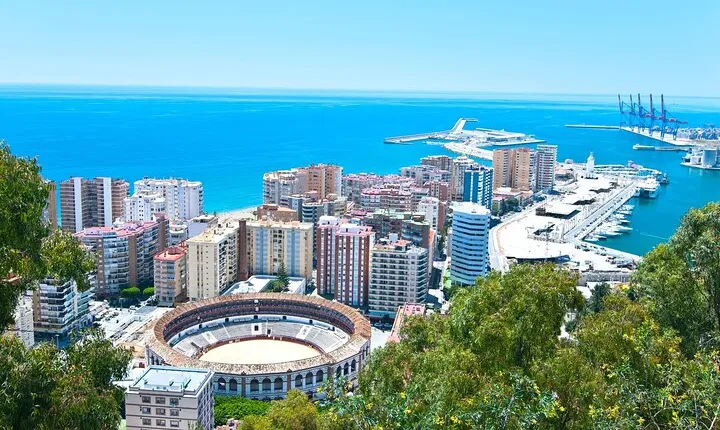 Malaga : Private Custom Walking Tour with A Guide (Private Tour)