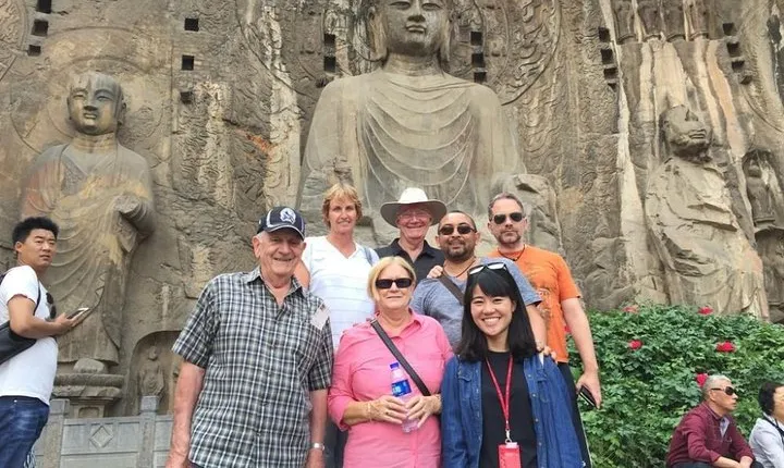 Mini Group: Guided Walking Tour of Luoyang Longmen Grottoes (4 hours)