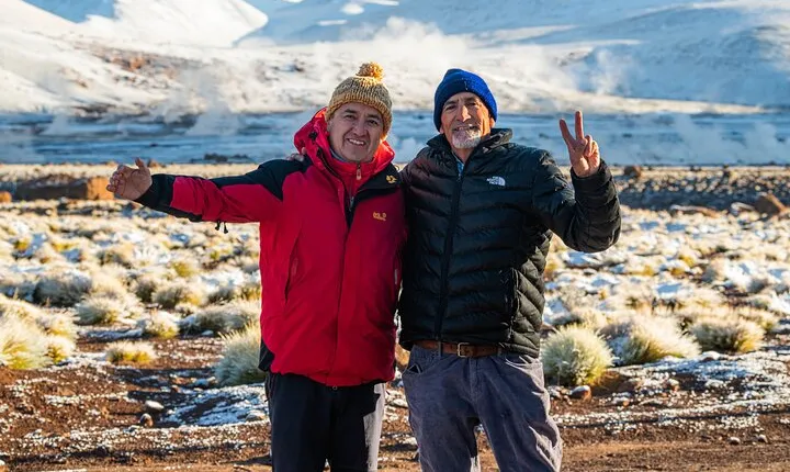 Guided tour to the Tatio Geyser breakfast at Geyser Blanco