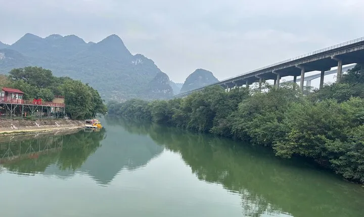 Private Day Tour to Lian River Painting Corridor in Yangshan from Guangzhou