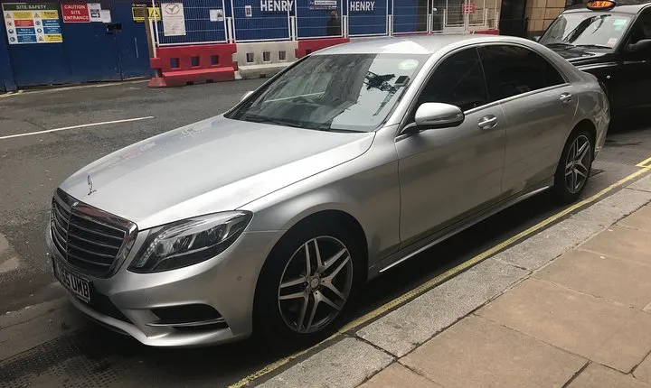 Private Transfer From Heathrow Airport to Gatwick Airport (E Class Mercedes)