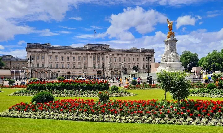 Private Half Day Walking Tour of London Sights