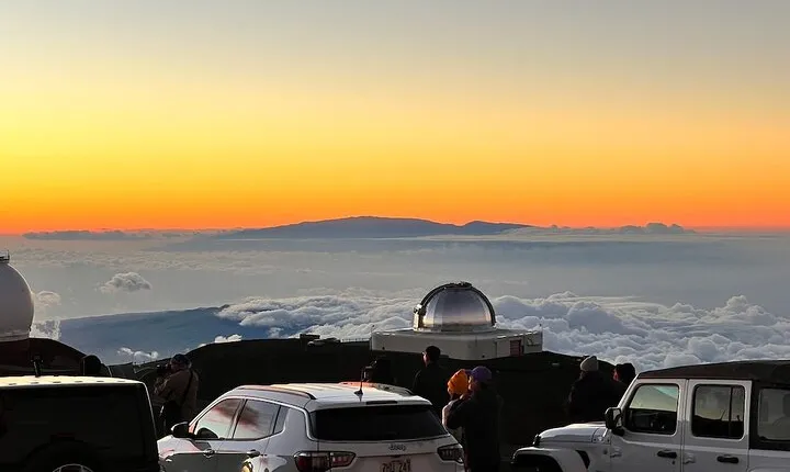 From Big Island Hilo - Enchanting Mauna Kea & Waterfalls Tour