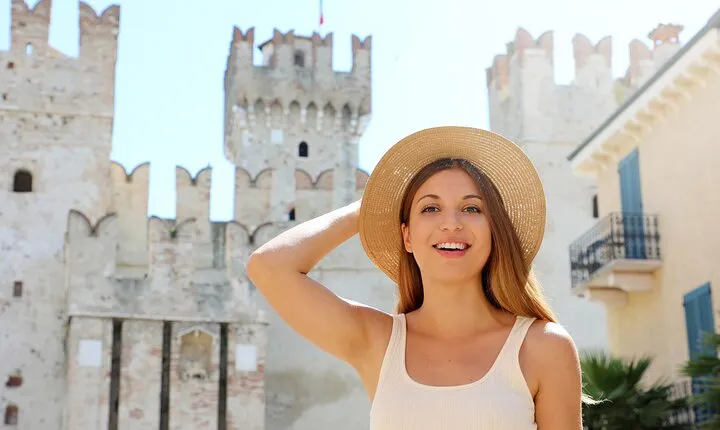 Private Day Trip to Lake Garda (Sirmione with Castle) from Venice with a local