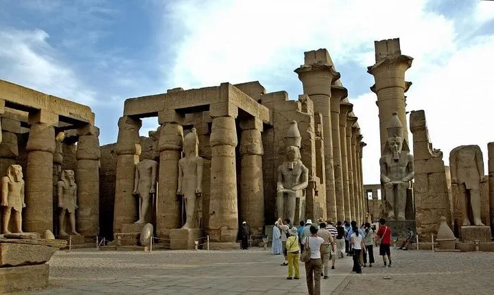 Full Day Tour East and West Bank of Luxor