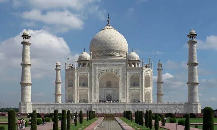 Private Day Trip To Taj Mahal - Monument of Love