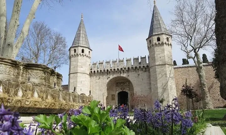 Topkapi Palace & Tombs Of Sultans - Skip The Line Tickets