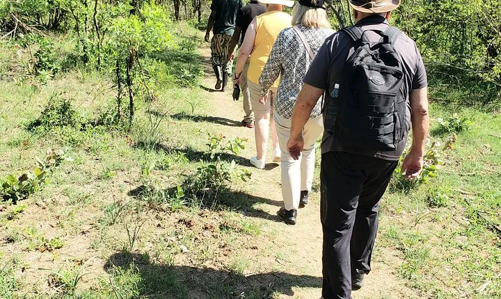 A Walking Safari in the Mosi -oa - Tunya National Park