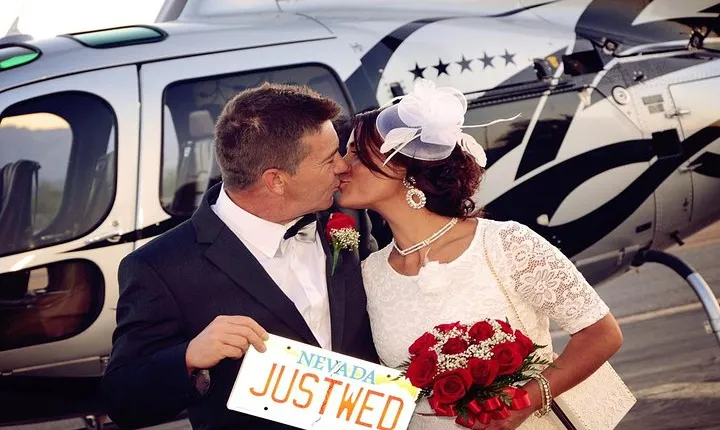 Las Vegas Night Flight Helicopter Wedding Ceremony