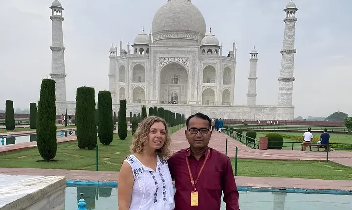 2 Days Delhi & Agra Guided Tour by Car - Taj Mahal at Sunrise