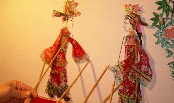 4-Hour Xi'an Experience: Shadow Puppet and Dumplings Lunch or Dinner