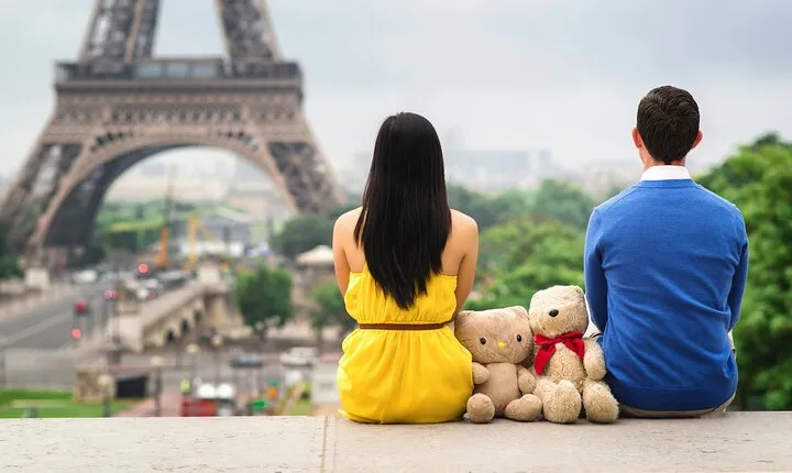 Eiffel Tower Summit Reserved Access Small Group Tour