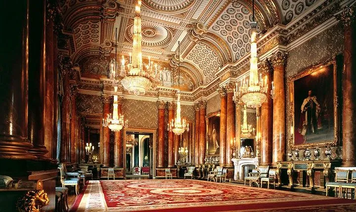 Summer Special: Buckingham Palace & Windsor Castle Tour