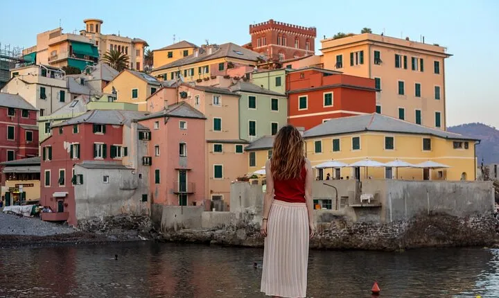 Private Transfer From Nice To Genoa With a 2 Hour Stop in Savona
