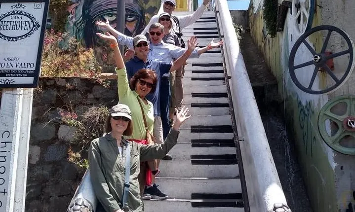 Famous Valparaíso! Premium Walking Tour with a Native Guide
