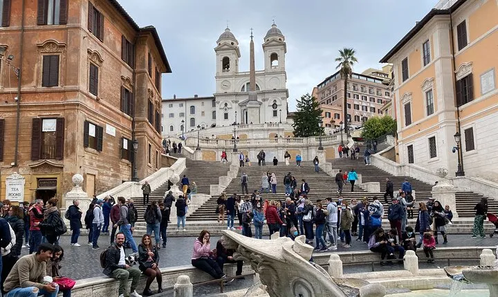 Guided Evening Walking Tour in Rome