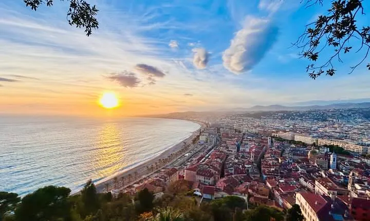 Guided Walking Tour in Nice France