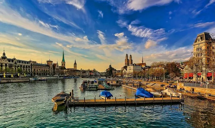 Zurich Like a Local: Customized Private Tour