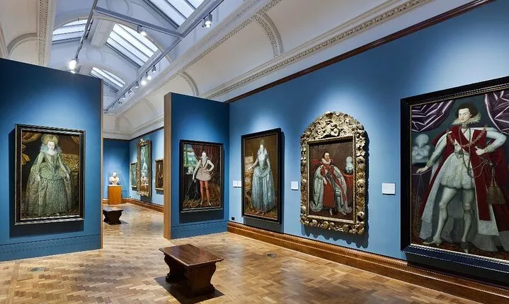 Visit the 3 Best London Art Galleries with a Fun Local Guide!
