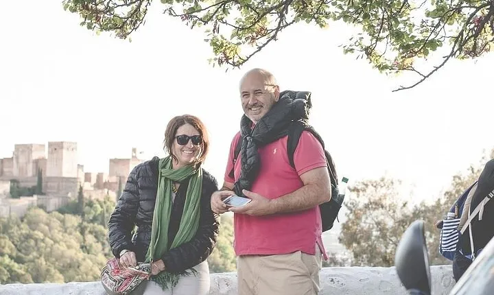 Private Walking Tour with Play Granada