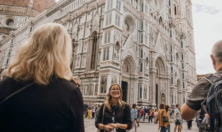 Florence in a Day: Michelangelo's David, Uffizi and Guided City Walking Tour
