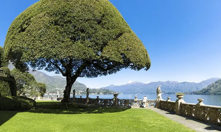 Private Tour: Lake Como From Milan with Private Driver and Boat