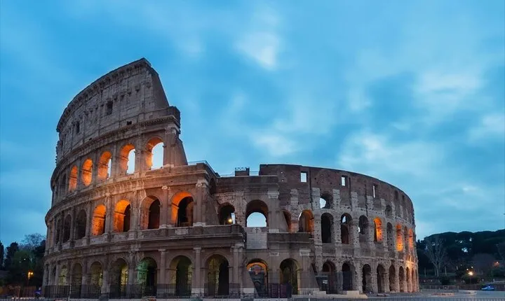 Colosseum Underground All Access Tour with Ancient Rome