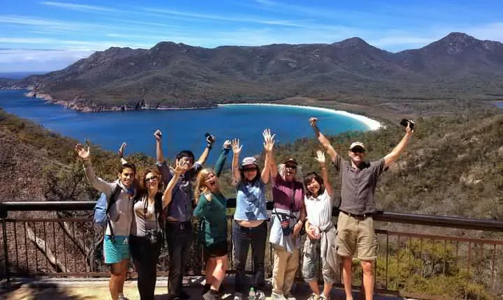Hobart: Wineglass Bay & Freycinet National Park - Active Day Tour