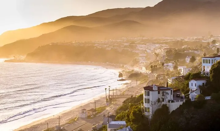 2 Hour Private Tour in Malibu Majesty