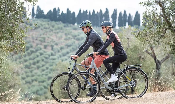 Fall in love with Tuscany by touring bike - 1 day rental 