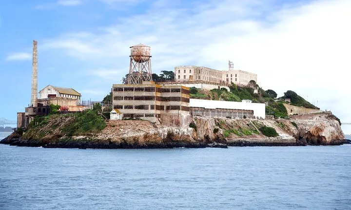 Alcatraz Visit with Night Option and SF Bay Cruise