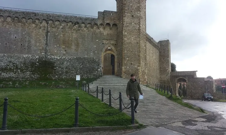 Montalcino and Pienza Tuscany Wine&Cheese Fullday from Rome