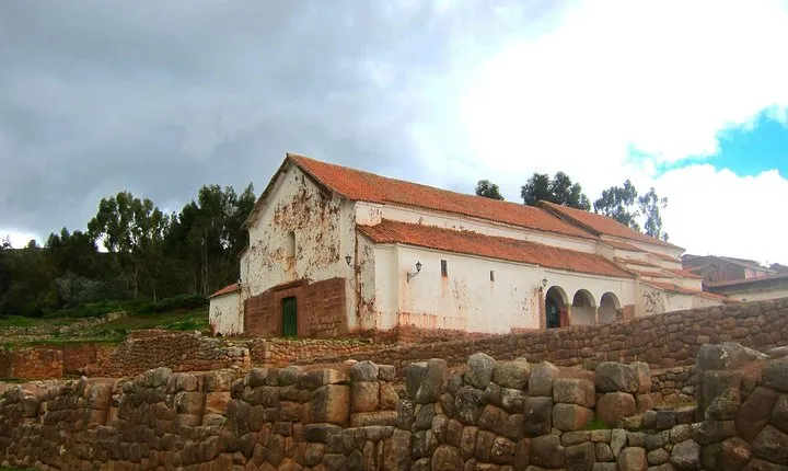 Maras & Moray - Group Service