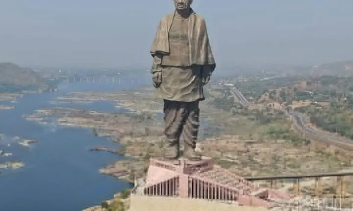 Golden triangle with Statue of unity