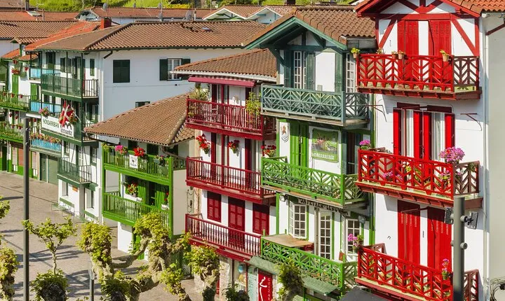 Private Tour: Hondarribia & San Sebastian with Lunch from Bilbao