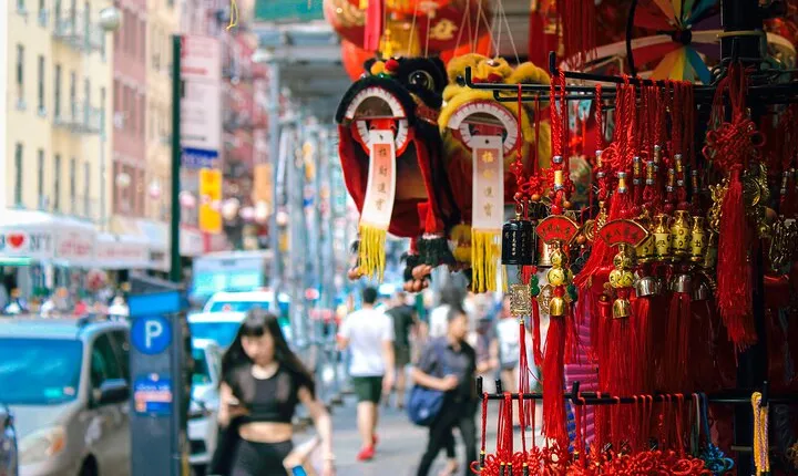 5 Neighborhoods NYC Walking Tour