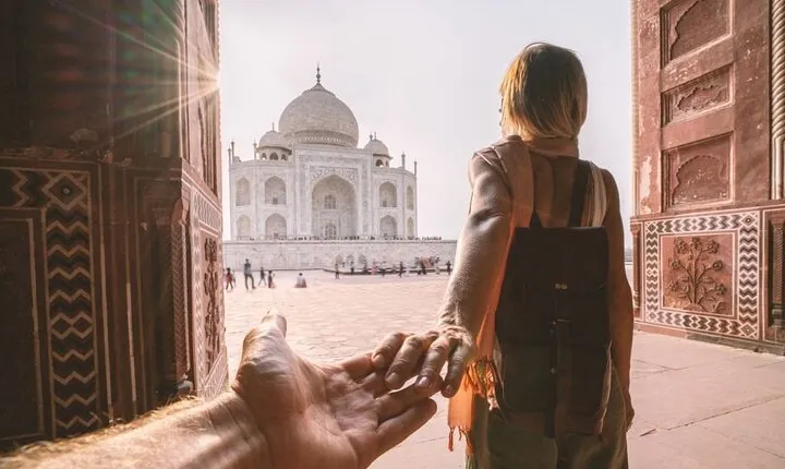 2 Days Agra Tour With Taj Mahal and Fatehpur Sikri